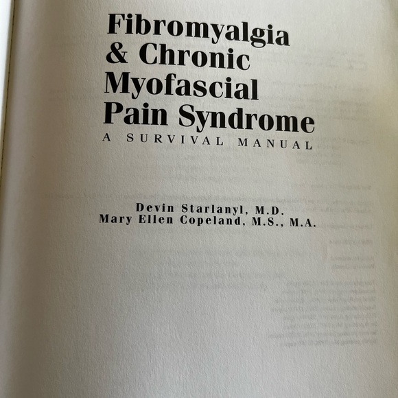 Two Fibromyalgia Reference Paperback Books ~ Survival Manual & Getting Support - Picture 3 of 16